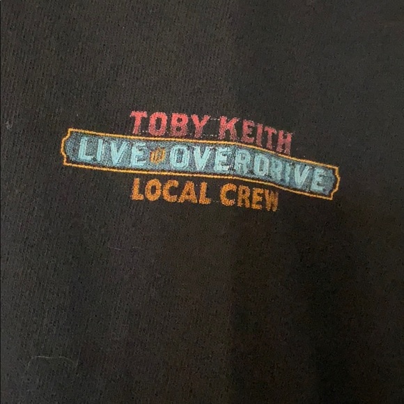 Toby Keith Live in Overdrive Local Crew band tee - Picture 4 of 4